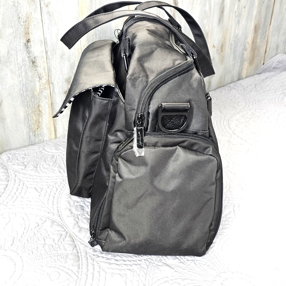 JuJuBe Blackout Pumped Breast Pump Baby Bag w/Change Pad & Wet Bag - Picture 4 of 14